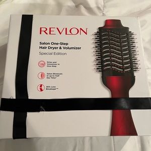 Revlon hair dryer and volumizer brush